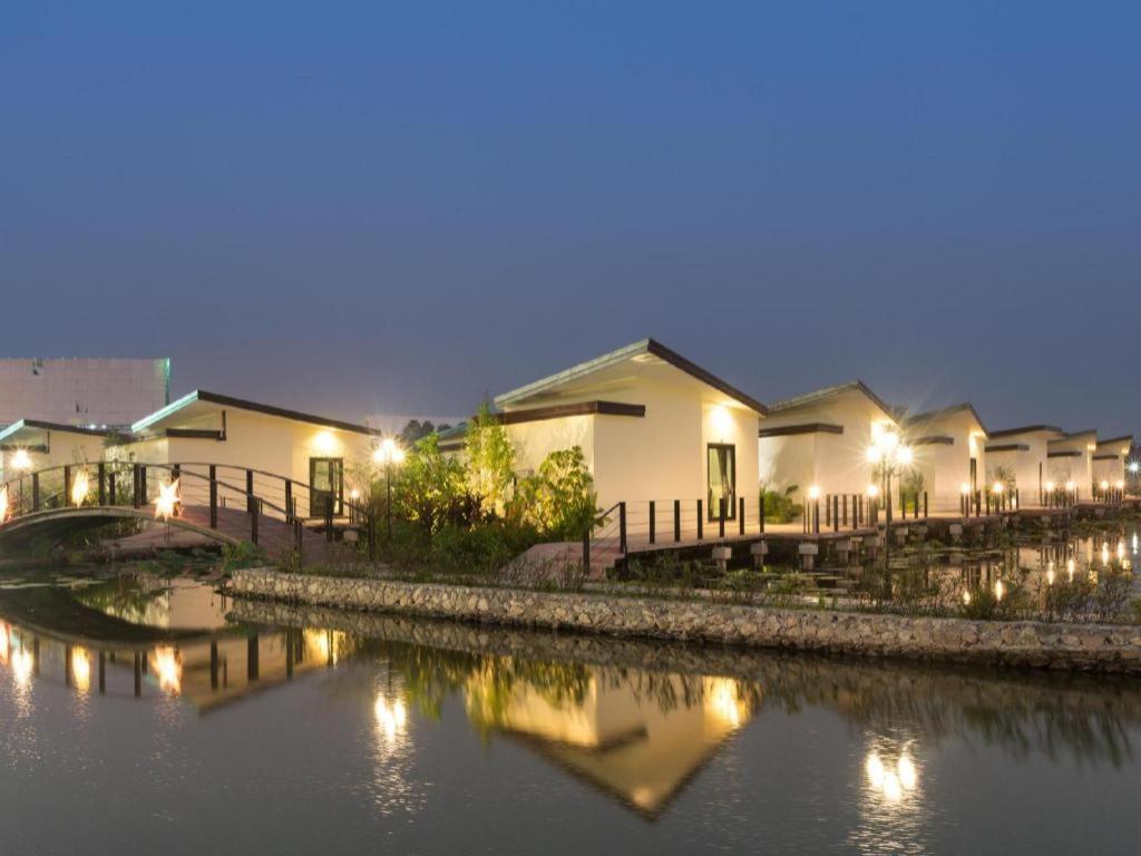 Bua Tara Resort Nong Prue Exterior foto