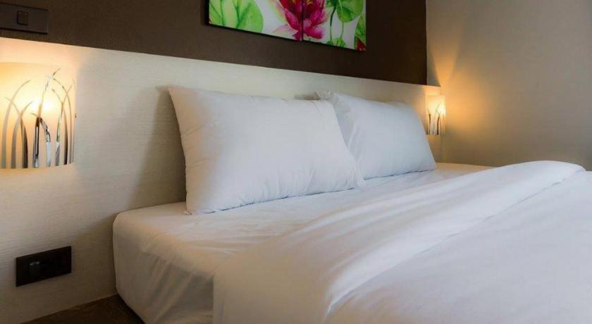Bua Tara Resort Nong Prue Exterior foto