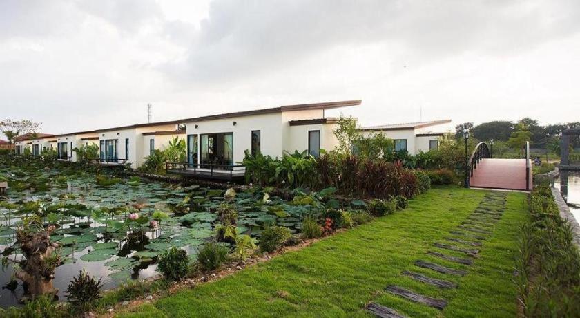 Bua Tara Resort Nong Prue Exterior foto